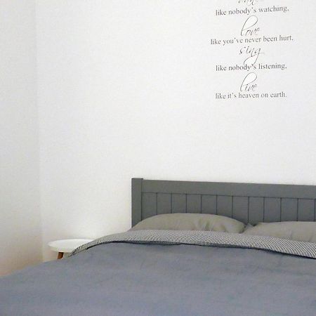 Romantic Apartment On Rynok Square With Air-Conditioning Leopoli Esterno foto