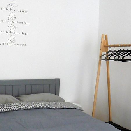 Romantic Apartment On Rynok Square With Air-Conditioning Leopoli Esterno foto