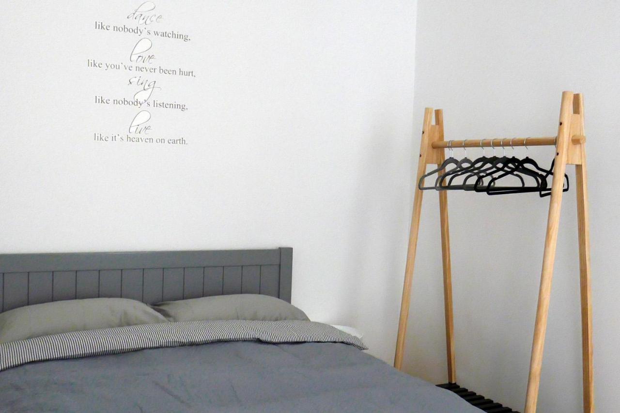 Romantic Apartment On Rynok Square With Air-Conditioning Leopoli Esterno foto